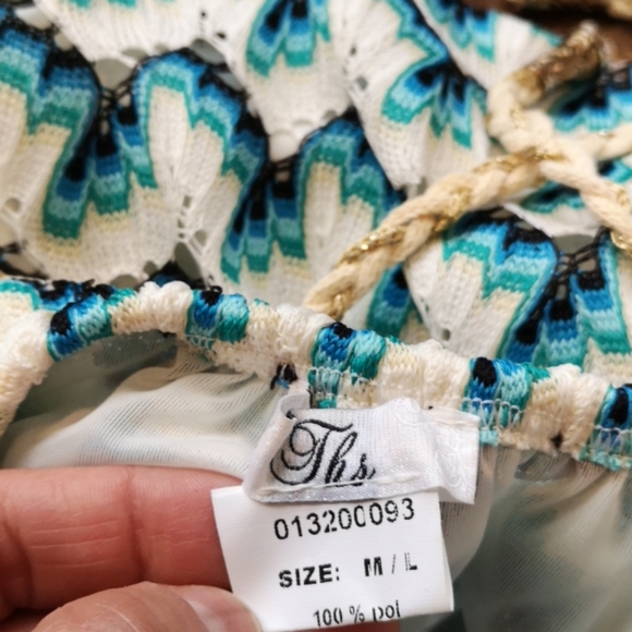 🌼 Cute Knit halter style mini dress - Picture 10 of 12